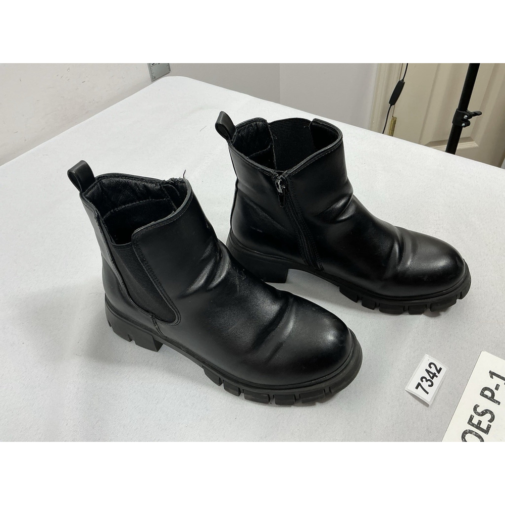 Girls Youth Excellent Condition Mia Chunky Ankle Boots 5 M Black Side Zip